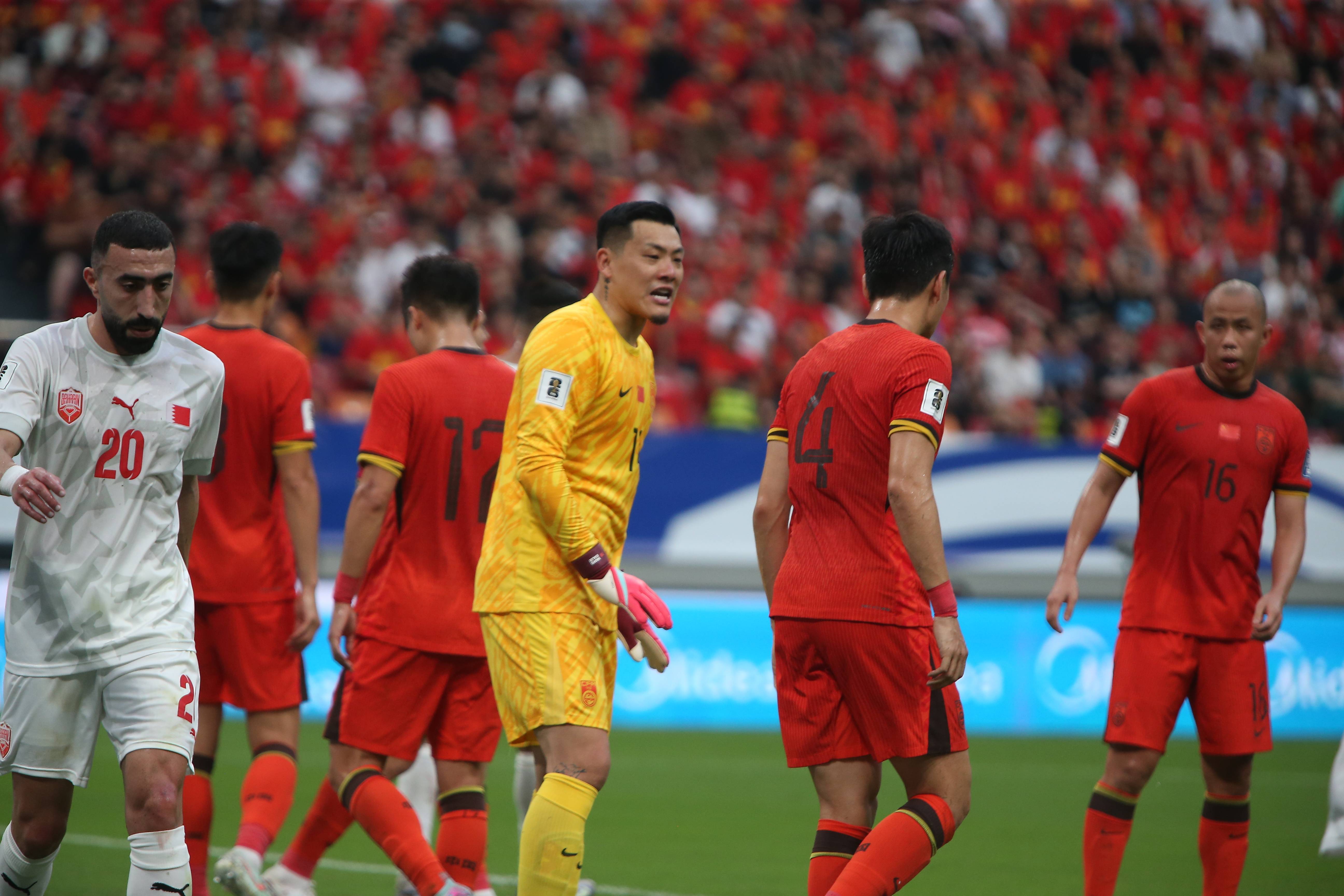 华体会官网-爆冷！亚洲杯强队意外出局震惊全场